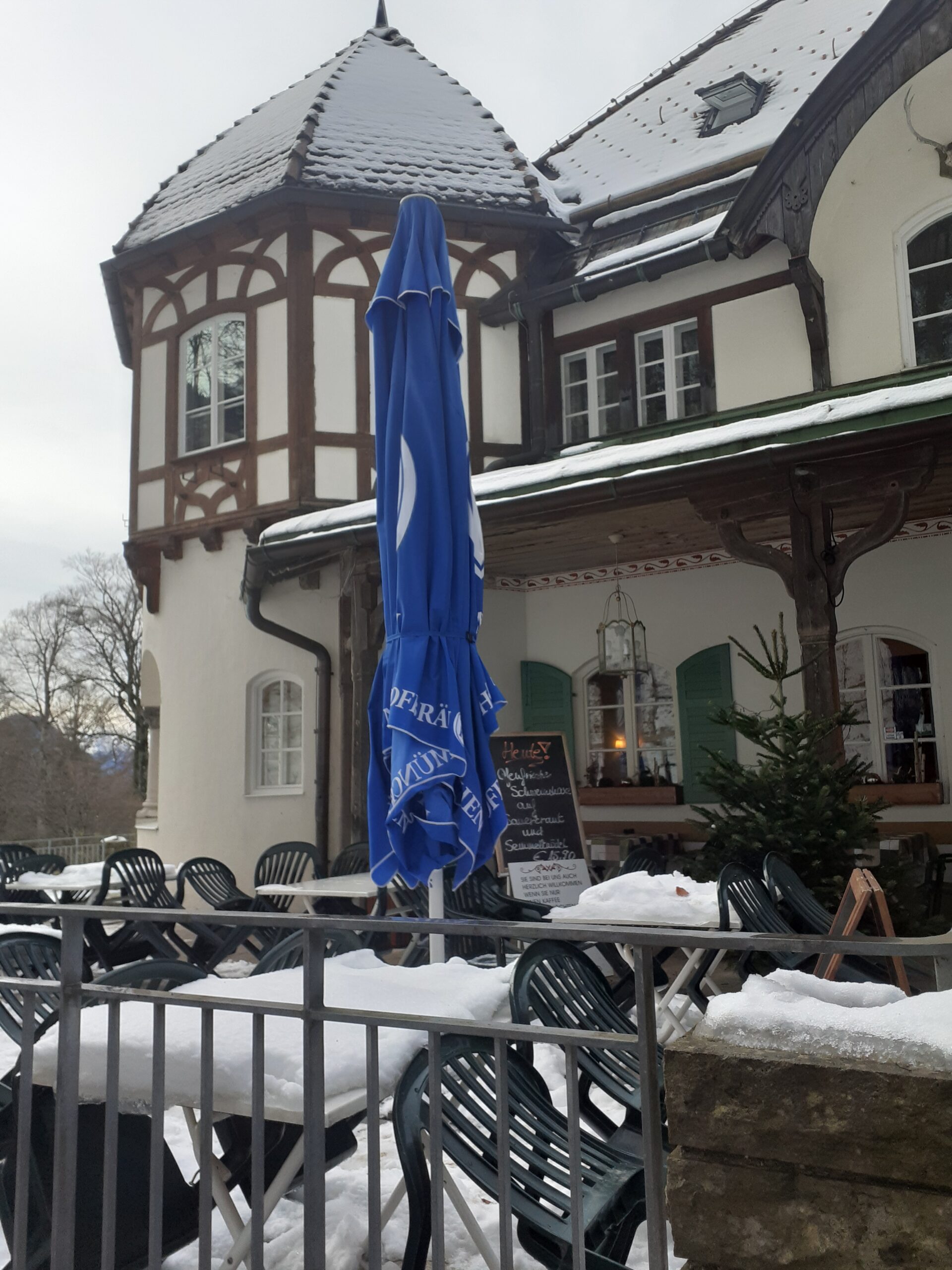 Schloss Cafe außen