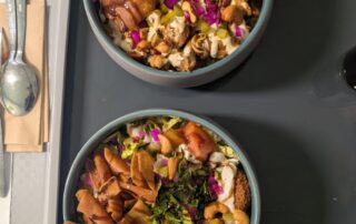 BoGi Bowl Berlin Kreuzberg – riesige Falafel Bowl mit frischem Gemüse